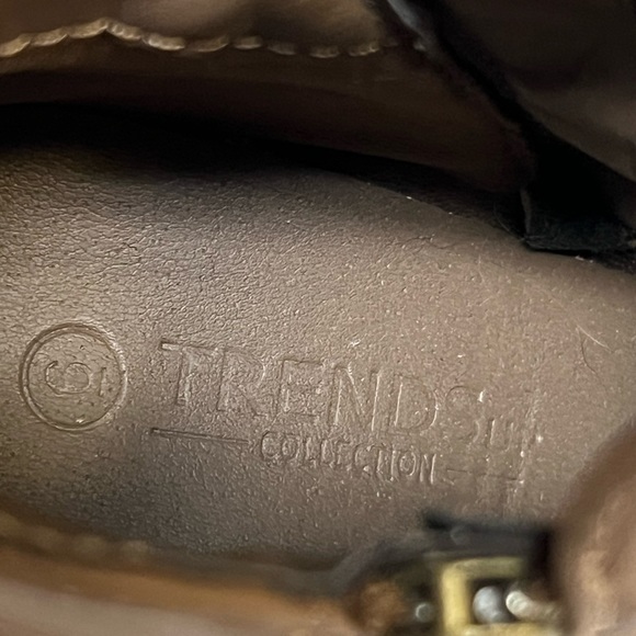 Womens booties - Picture 9 of 10